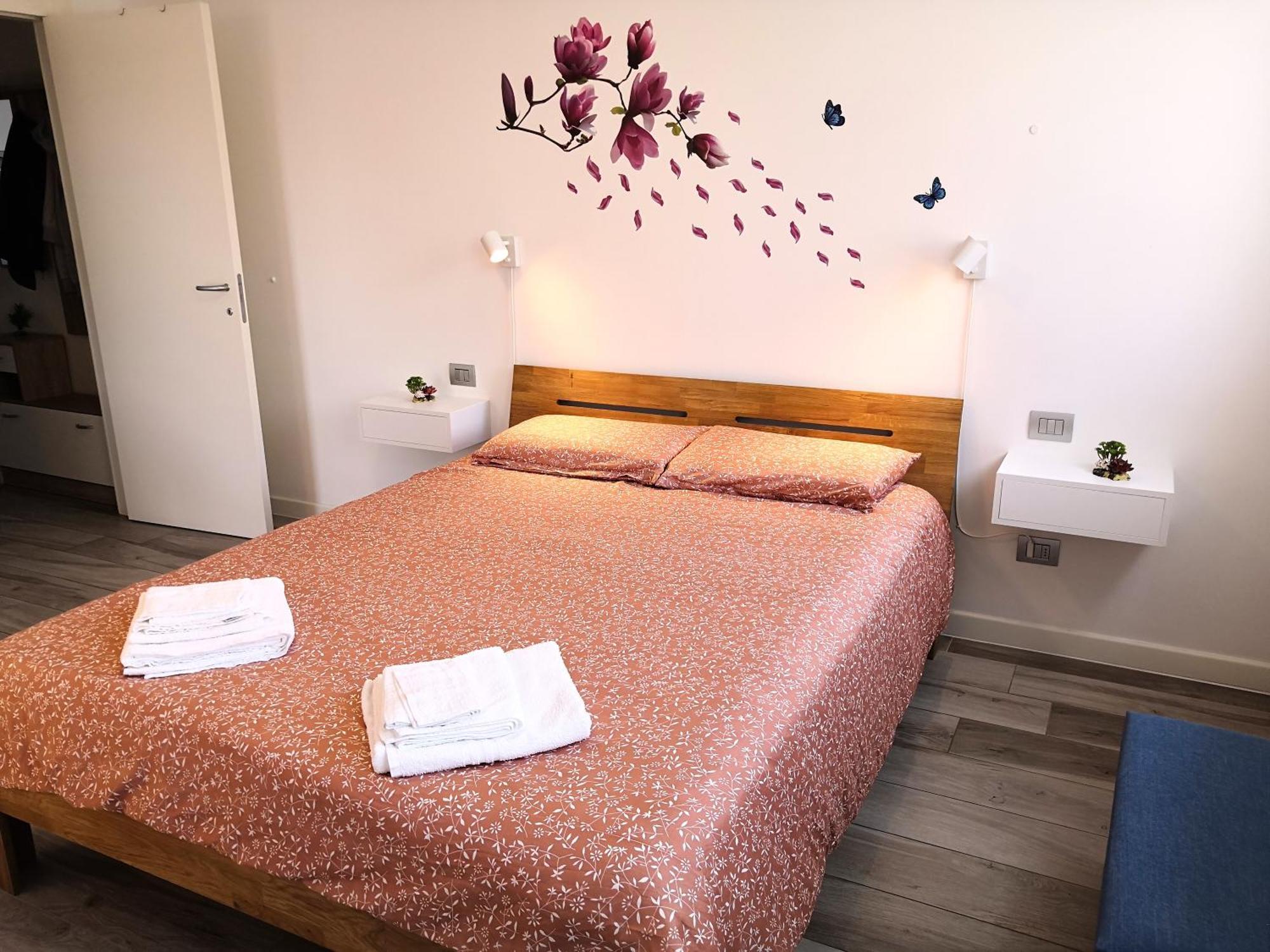 Butterfly Apt In Suna With Garage Verbania Extérieur photo