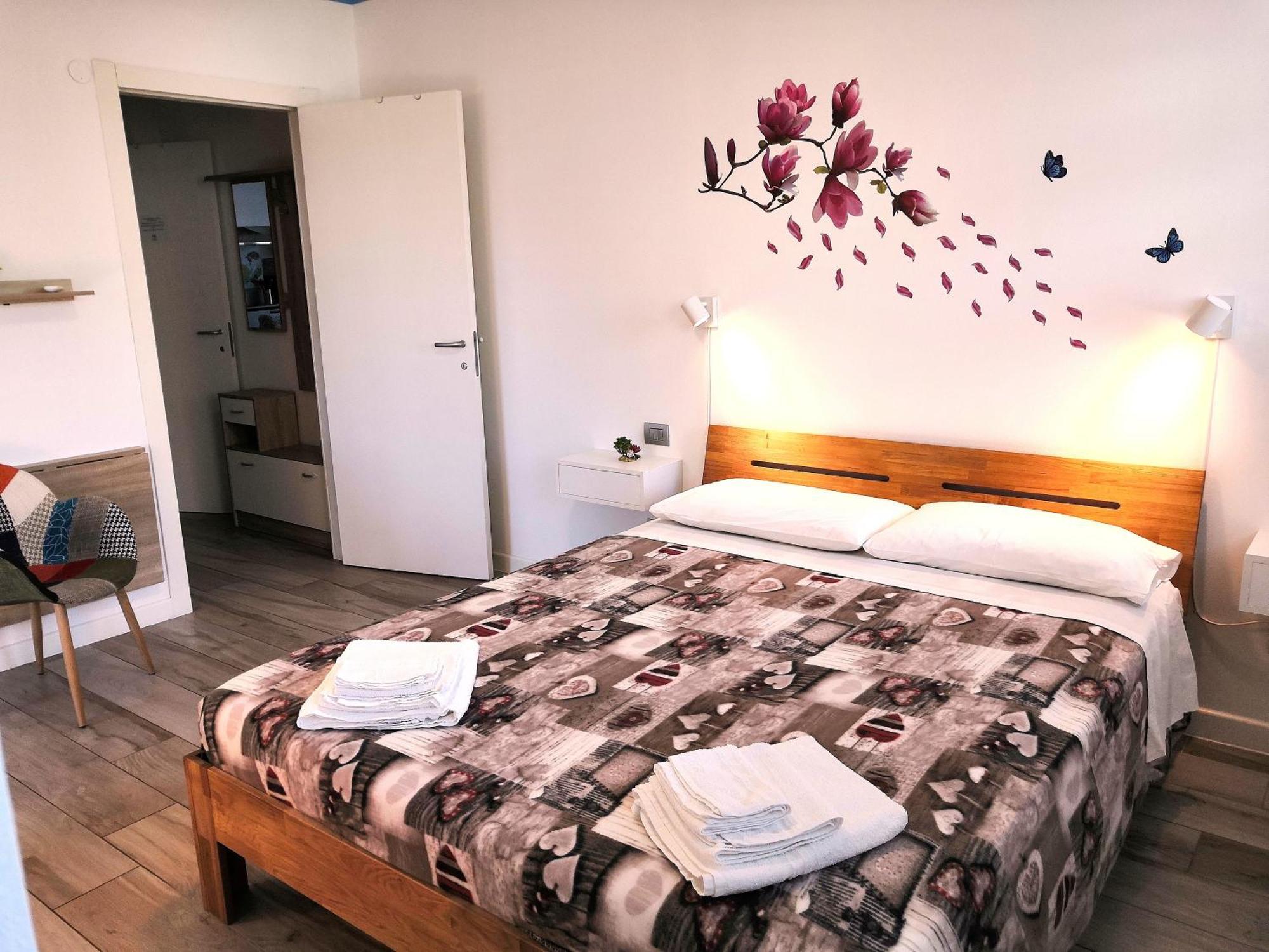 Butterfly Apt In Suna With Garage Verbania Extérieur photo